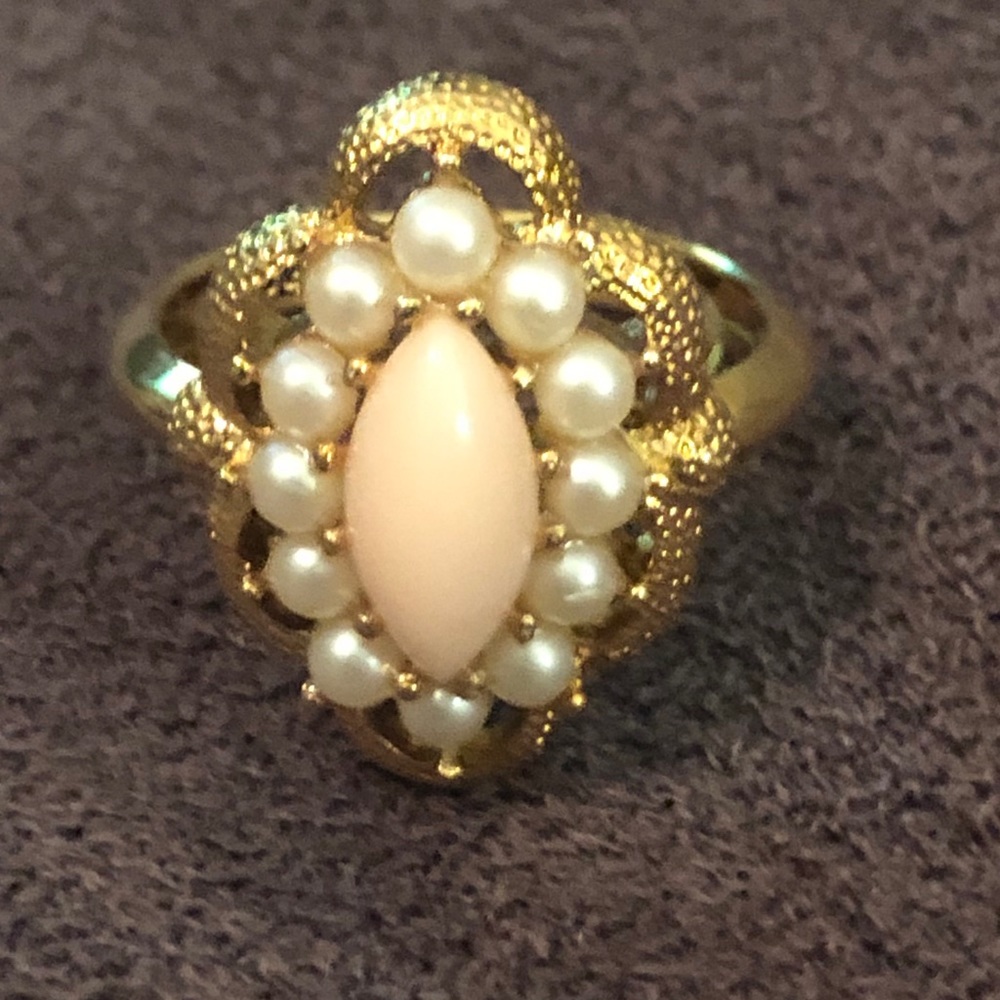 Vintage Avon Ring